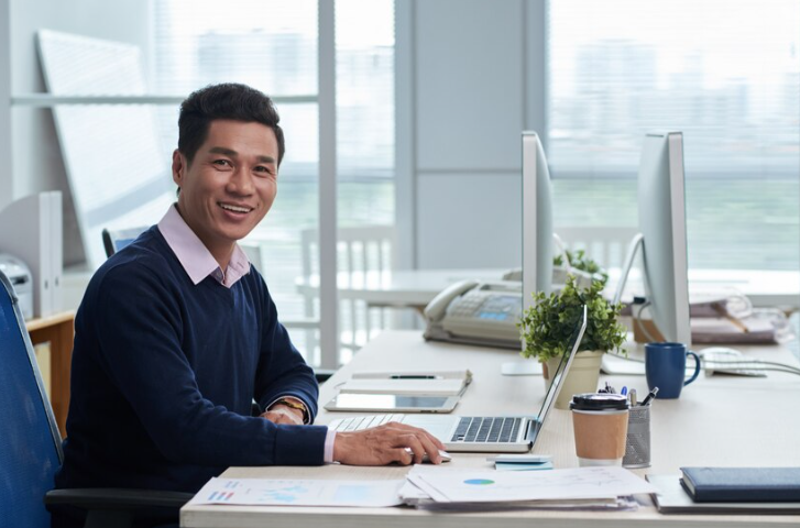 https://www.freepik.com/free-photo/smiling-vietnamese-businessman-sitting-desk-office-looking-camera_5839478.htm#fromView=search&page=1&position=14&uuid=6f9dadc2-94f3-4da5-8705-d420849fcc20